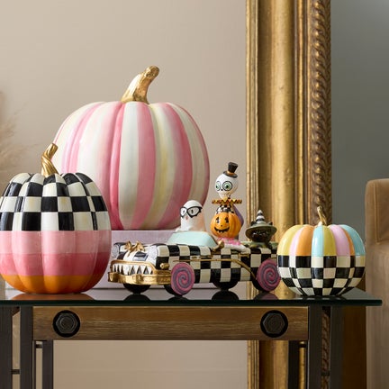 Trick or Treat Boo Family Car