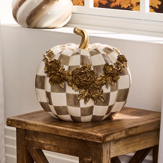 Mocha Check Floral Garland Pumpkin image number 1