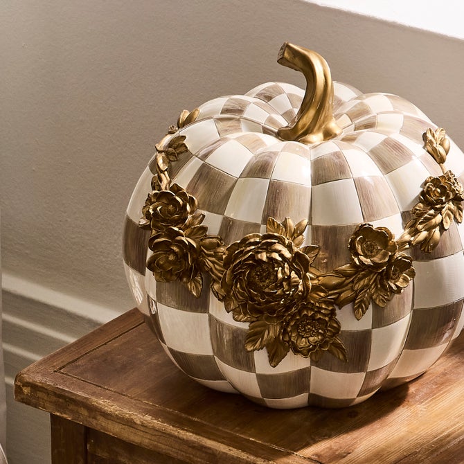Mocha Check Floral Garland Pumpkin image number 4