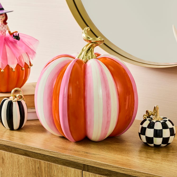 Glam 'o' ween Fairytale Stripe Pumpkin image number 1