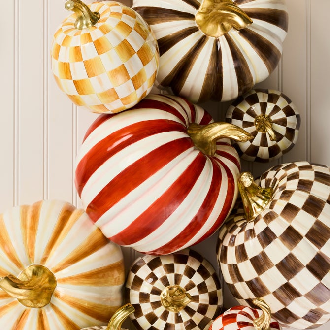 Paprika Stripe Medium Pumpkin image number 3