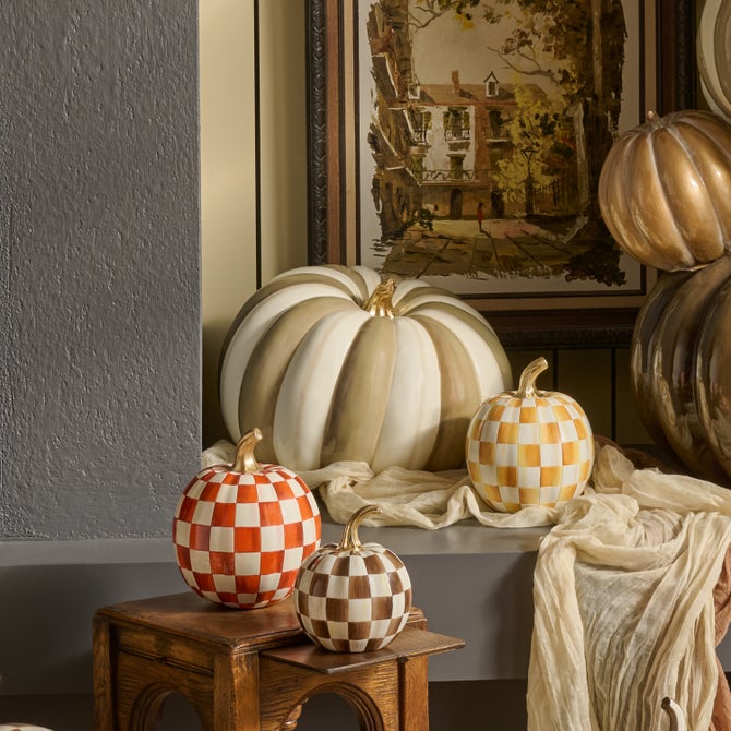 Mocha Stripe Extra Large Pumpkin image number 3