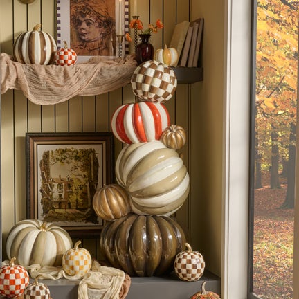Harvest Glow Trophy Topiary