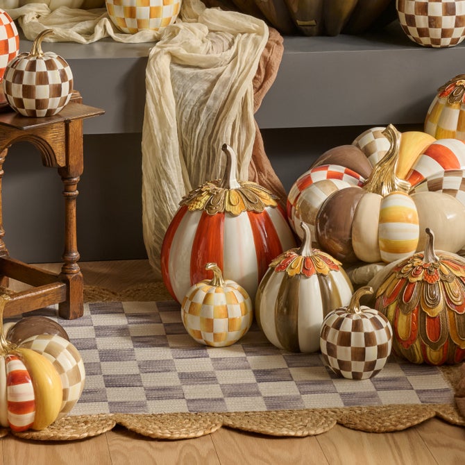 Harvest Glow Paprika Stripe Pumpkin image number 1