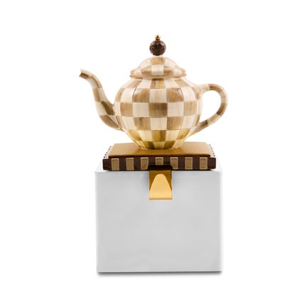 Mocha Check Teapot Stocking Holder