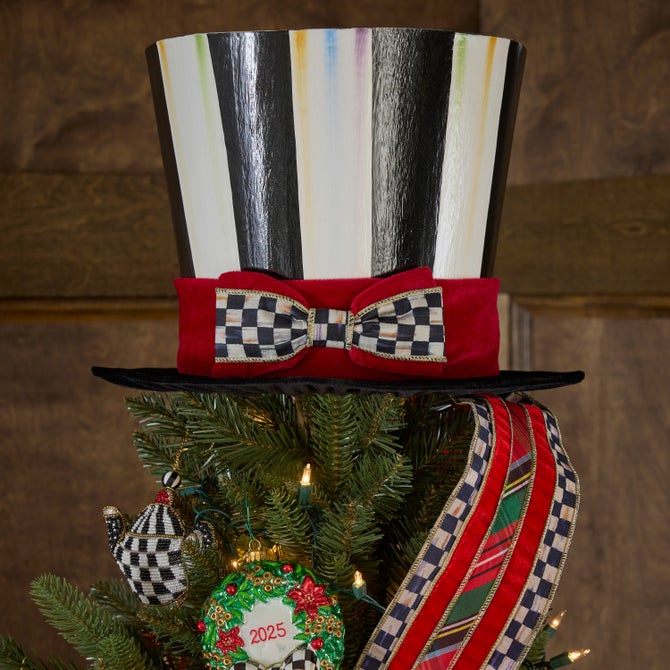 Checkmate Top Hat Tree Topper image number 1