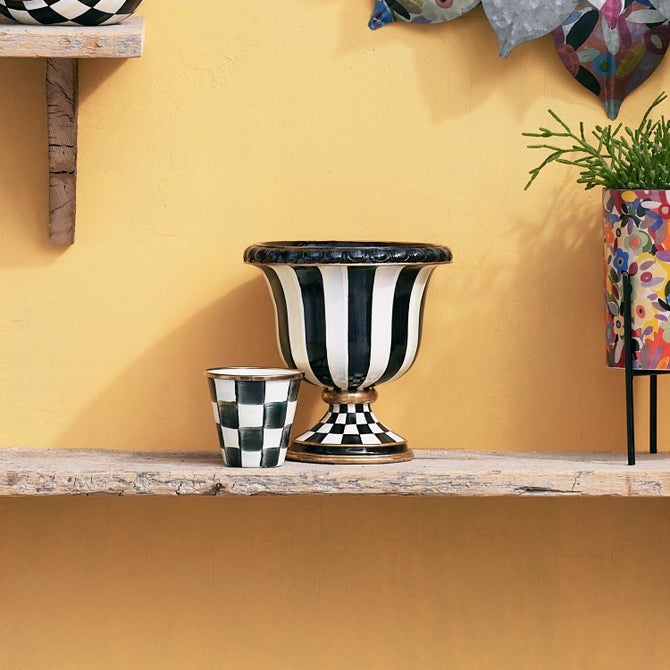 Courtly Stripe Tabletop Urn image number 7