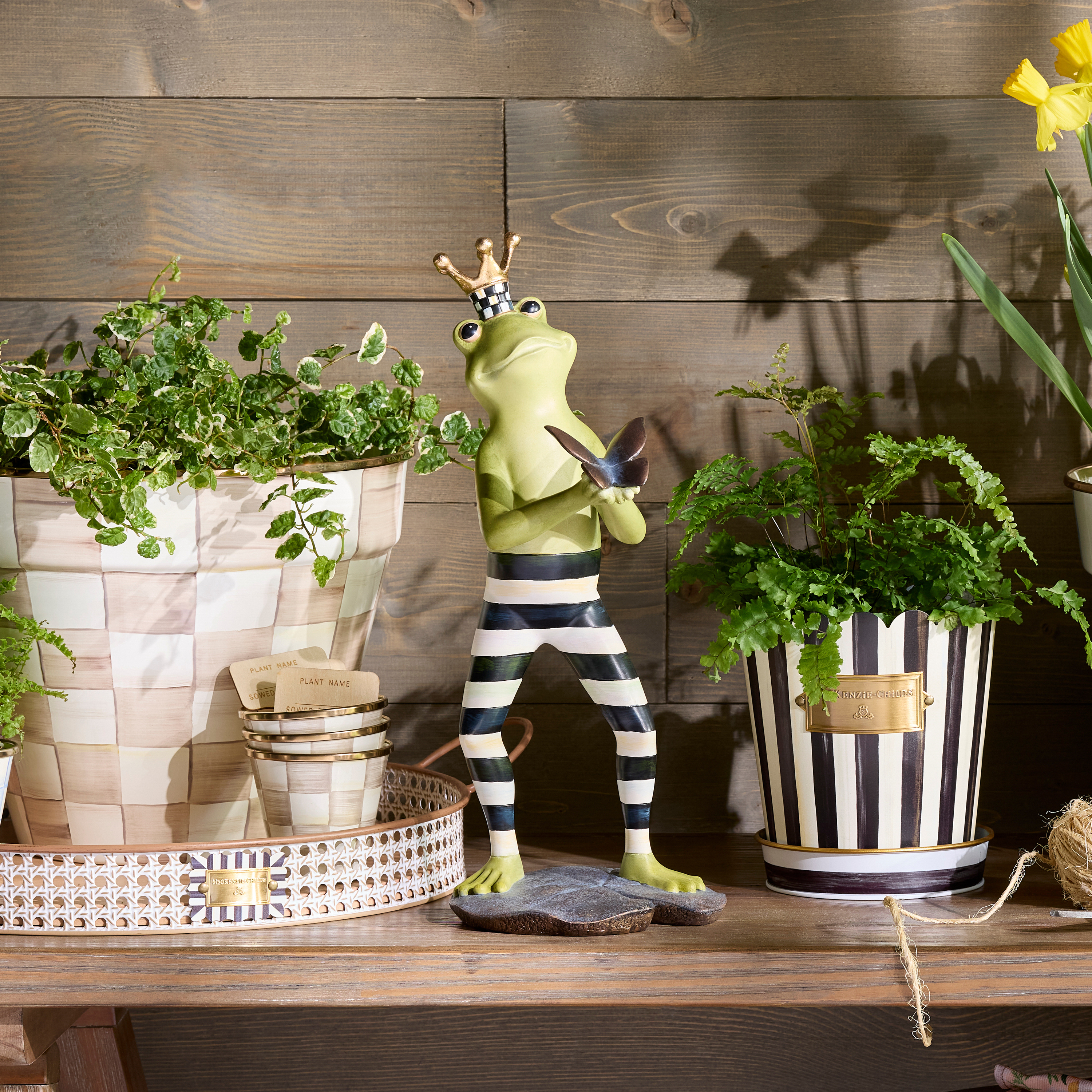 MacKenzie-Childs | Courtly Fergal the Frog with Butterfly Decor