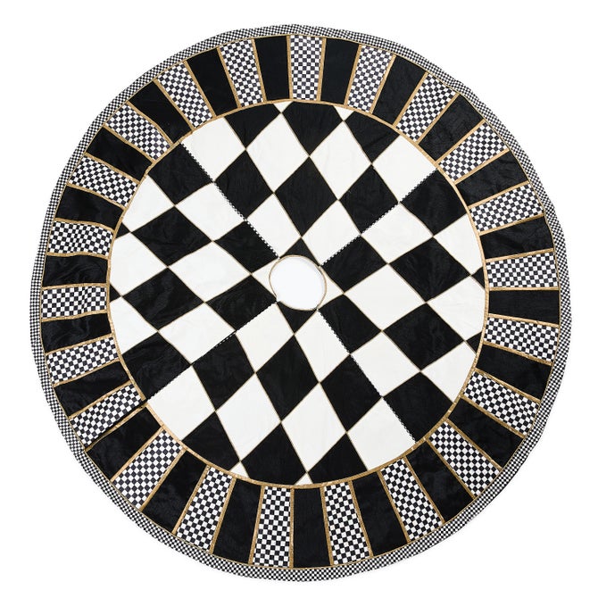 Courtly Noel Tree Skirt image number 0