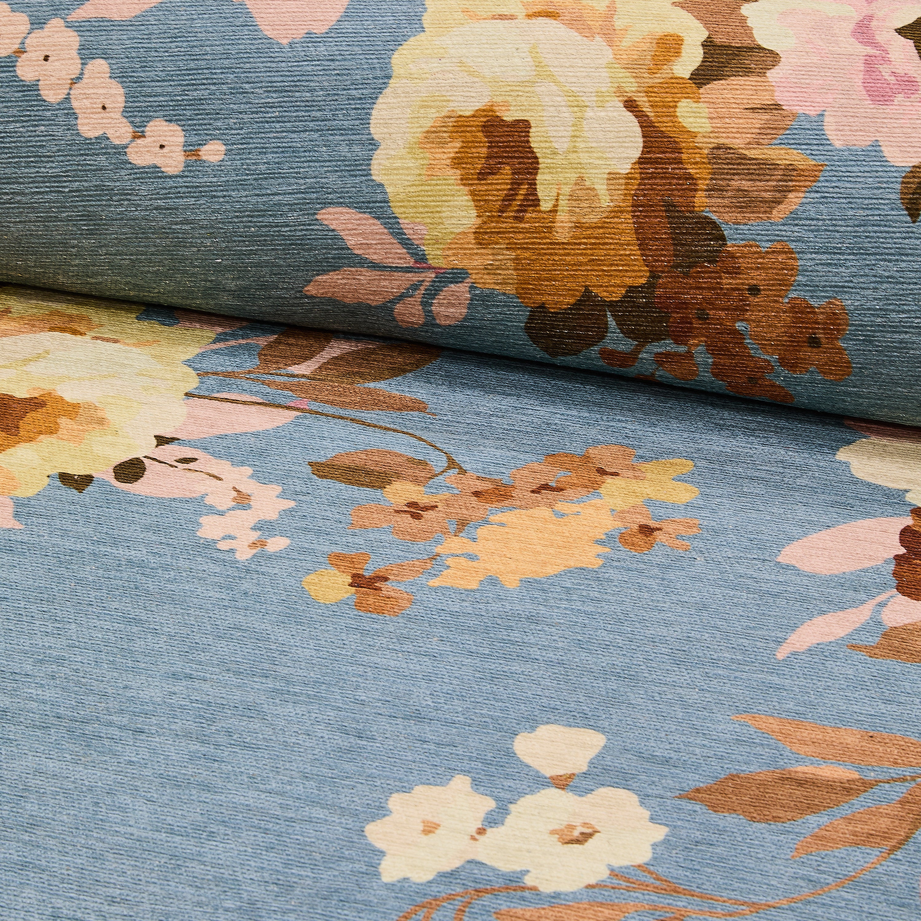MacKenzie-Childs | Slate Wild Rose 3' x 5' Washable Rug