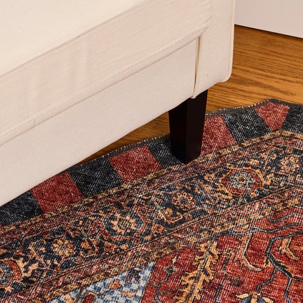 Heriz Checked Red 2'x 3' Washable Rug