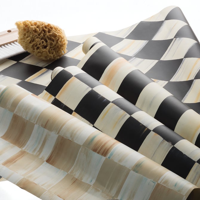 Courtly Stripe Wallpaper image number 7