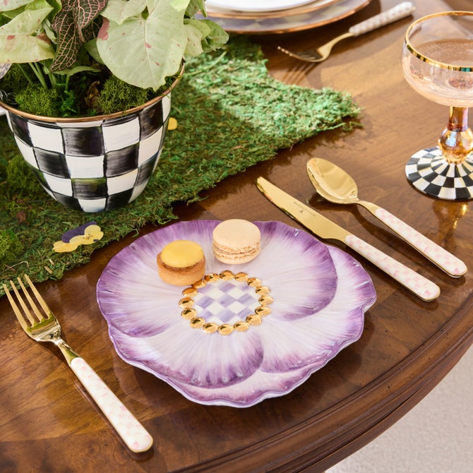Rosy Check Bistro Flatware 5 Piece Place Setting image number 1