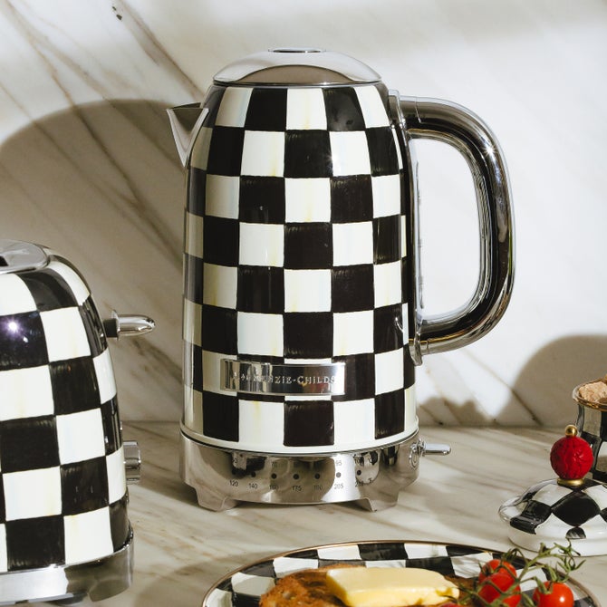 Courtly Check Electric Kettle image number 4