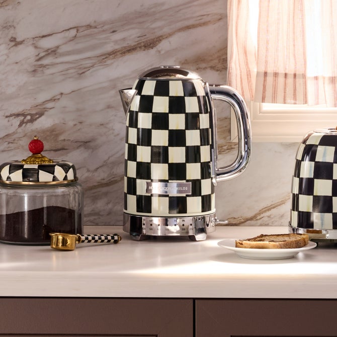 Courtly Check Electric Kettle image number 10