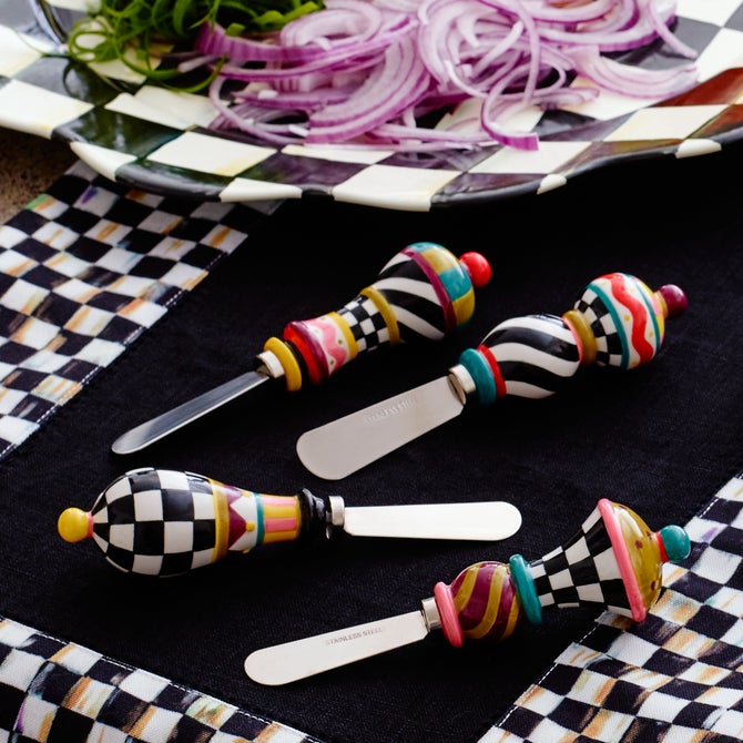 Jubilee Spreaders, Set of 4 image number 1