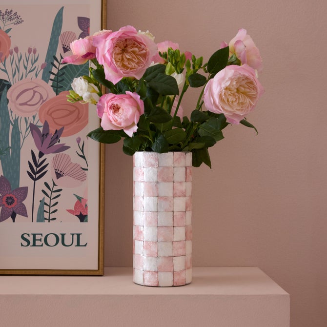 Rosy Check Capiz Small Vase image number 1