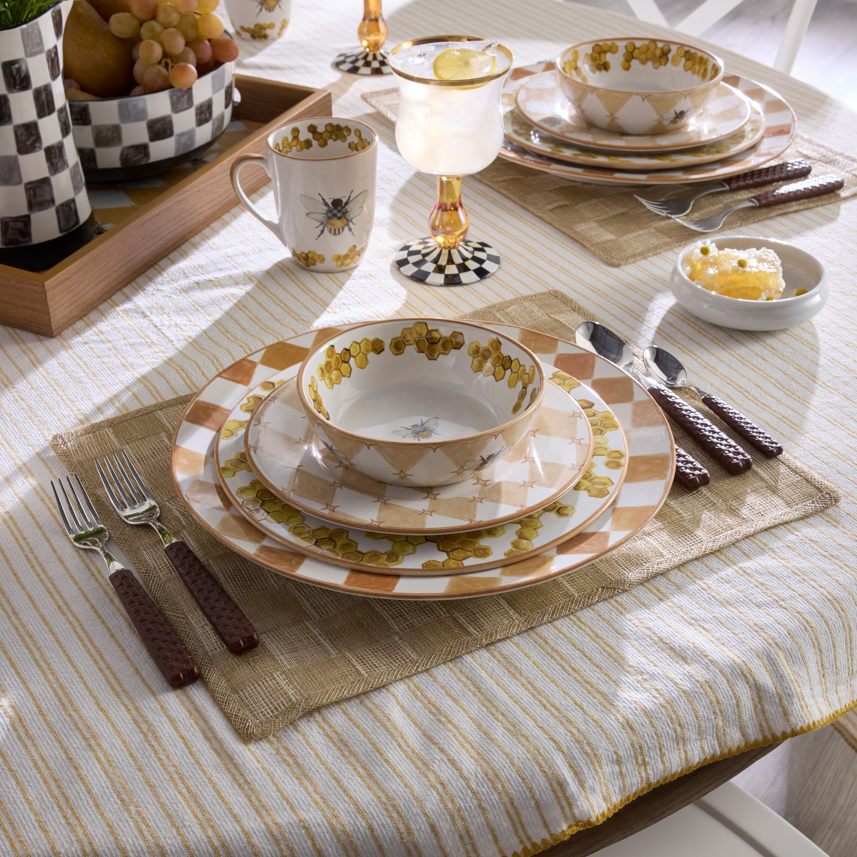 MacKenzie-Childs Queen Bee Salad Plate - Thumbnail 3