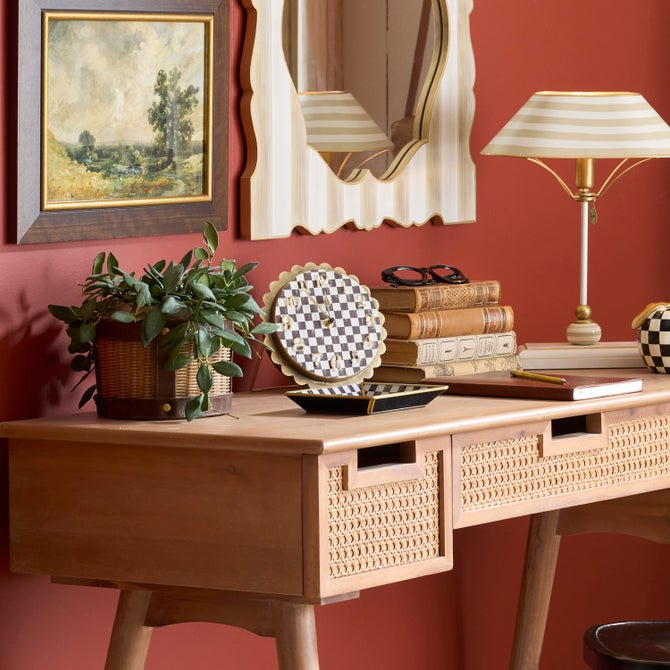 Courtly Check Scalloped Desk Clock image number 1