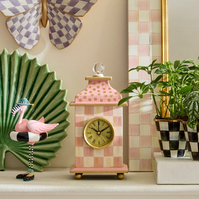 Rosy Check Desk Clock image number 1
