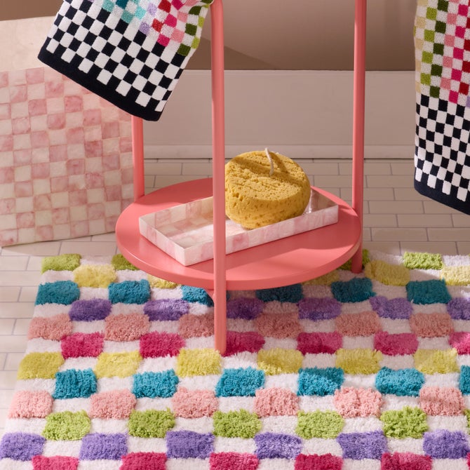 Rosy Check Capiz Bath Collection image number 6