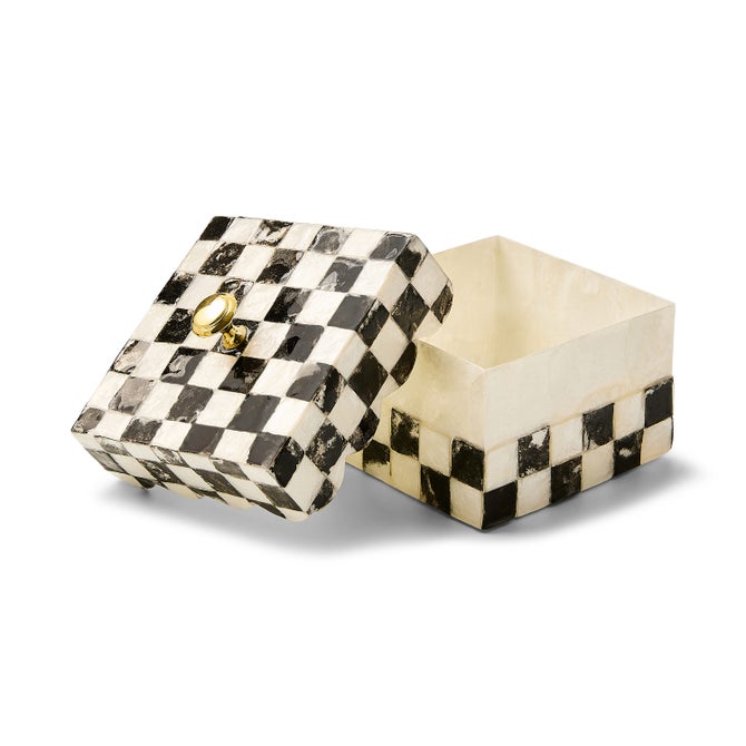 Courtly Check Capiz Scalloped Box image number 2