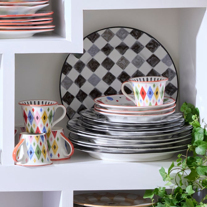 Day at the Fair Dinnerware image number 15