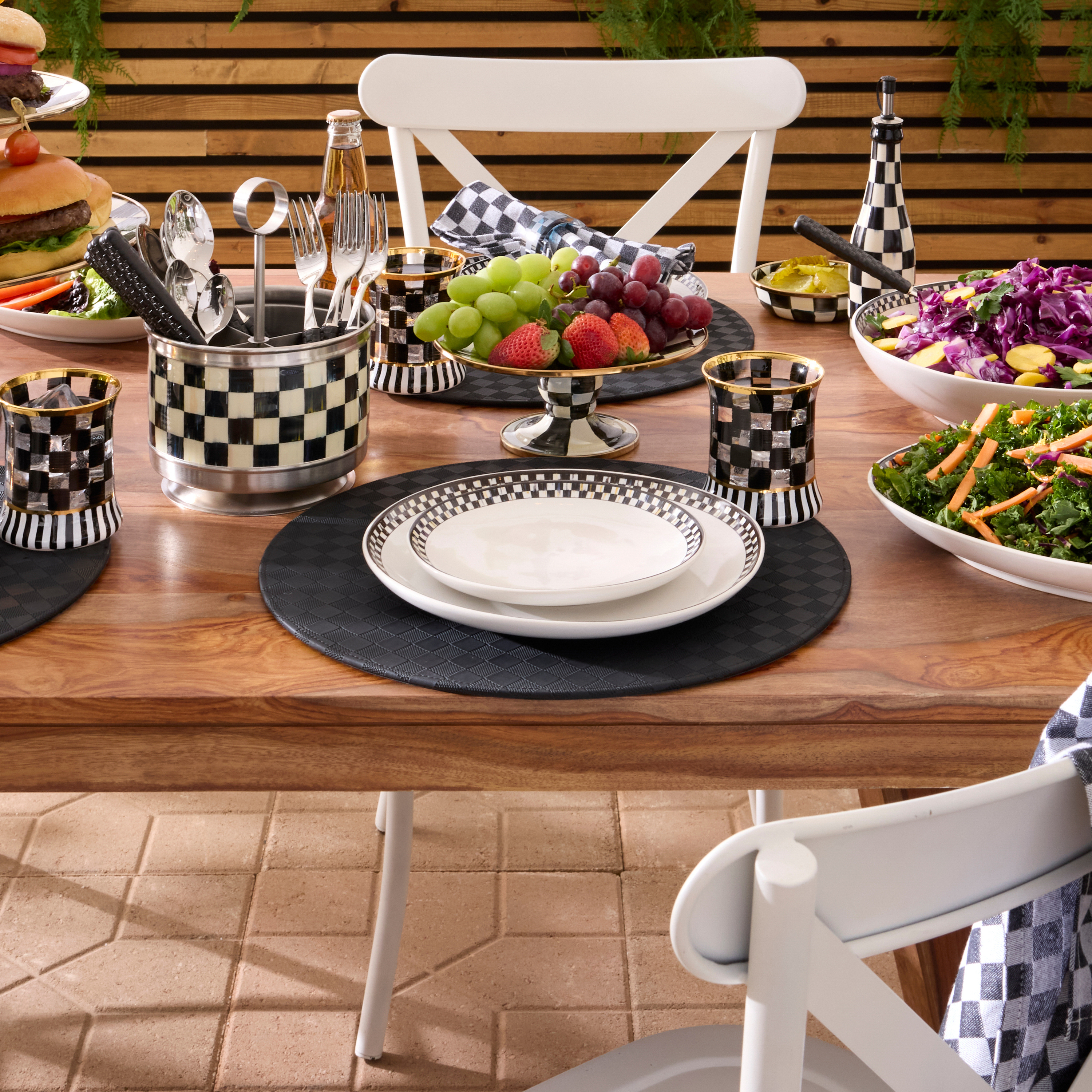 MacKenzie-Childs | Courtly Check Everyday Lunch Plates, Set of 4
