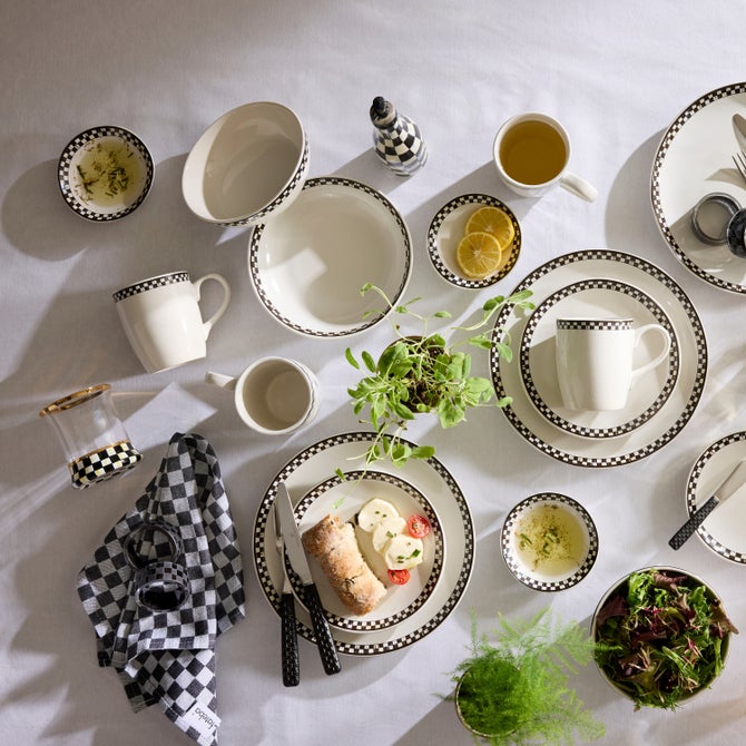 Courtly Check Everyday Bowls, Set of 4 image number 4