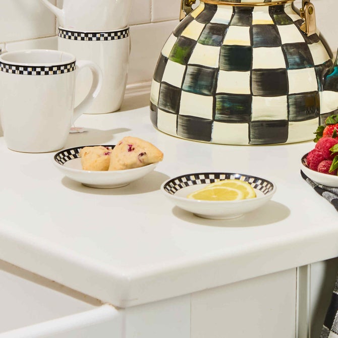 Courtly Check Everyday Pinch Bowls, Set of 2 image number 2