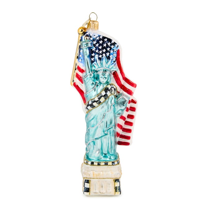 Statue of Liberty Glass Ornament image number 0