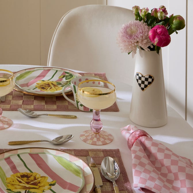 Rosy Check Coupe Glass image number 8