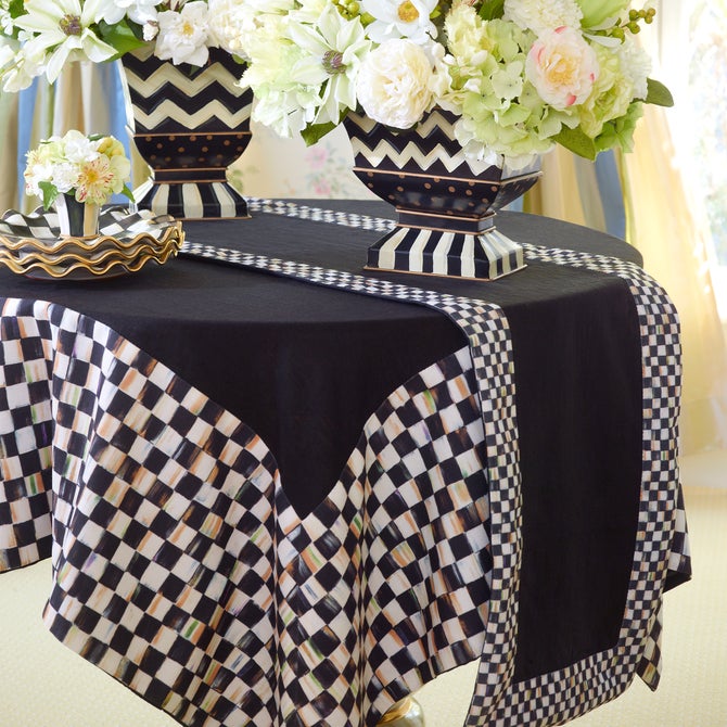 Courtly Check Black Table Runner image number 1