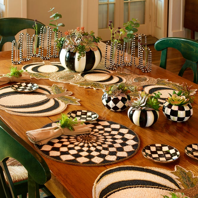 Kaleidoscope Black & Ivory Beaded Placemat image number 1