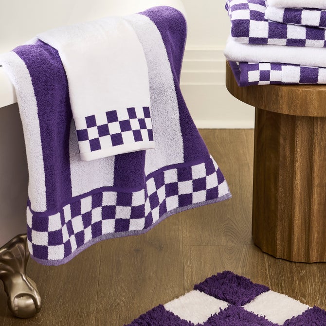 Violet Stripe Bath Towel image number 1