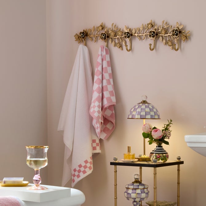 Rosy Check Bath Towel image number 1