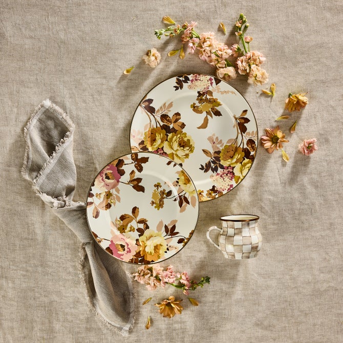 Wild Rose White Charger/Plate image number 1