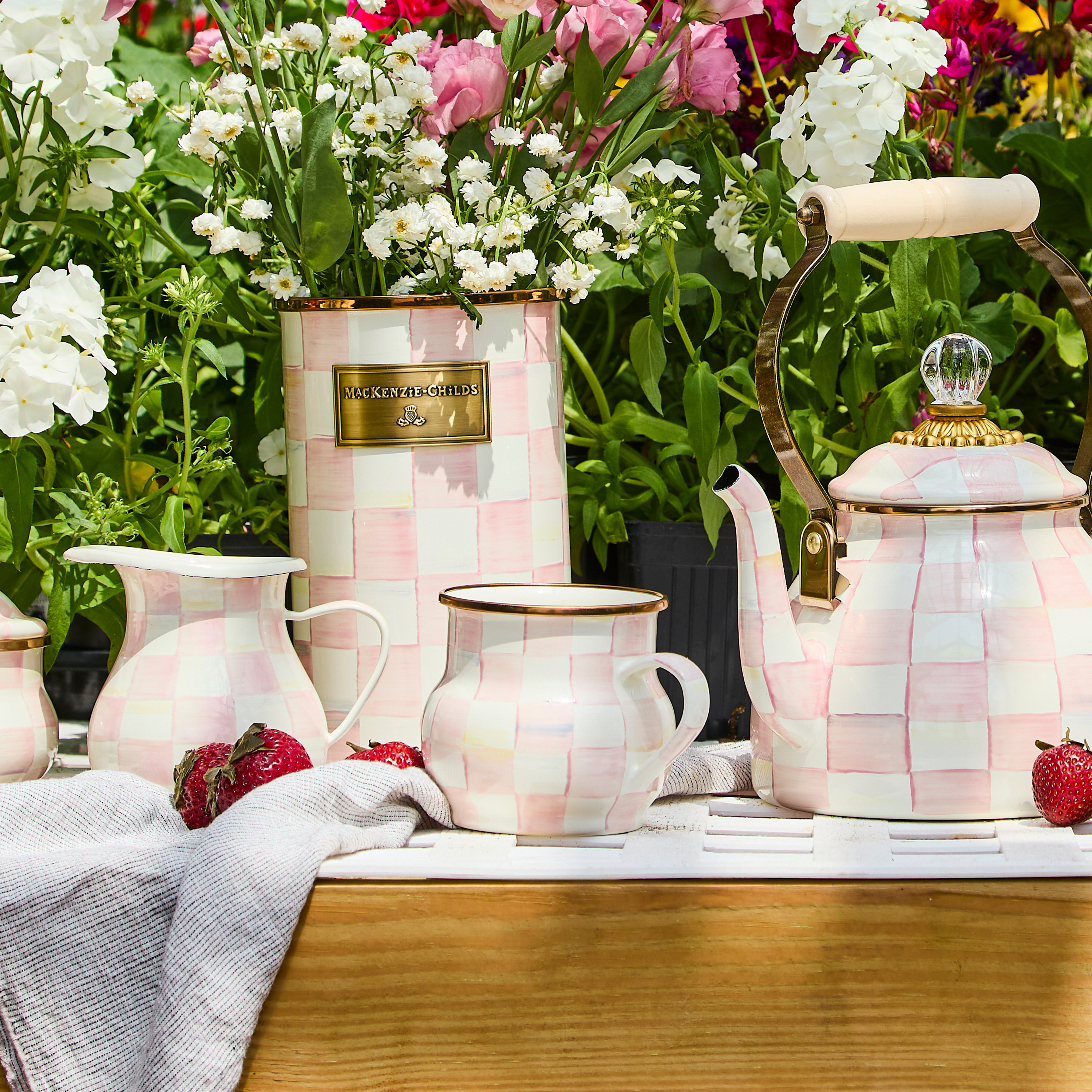 MacKenzie-Childs | Rosy Check Mug