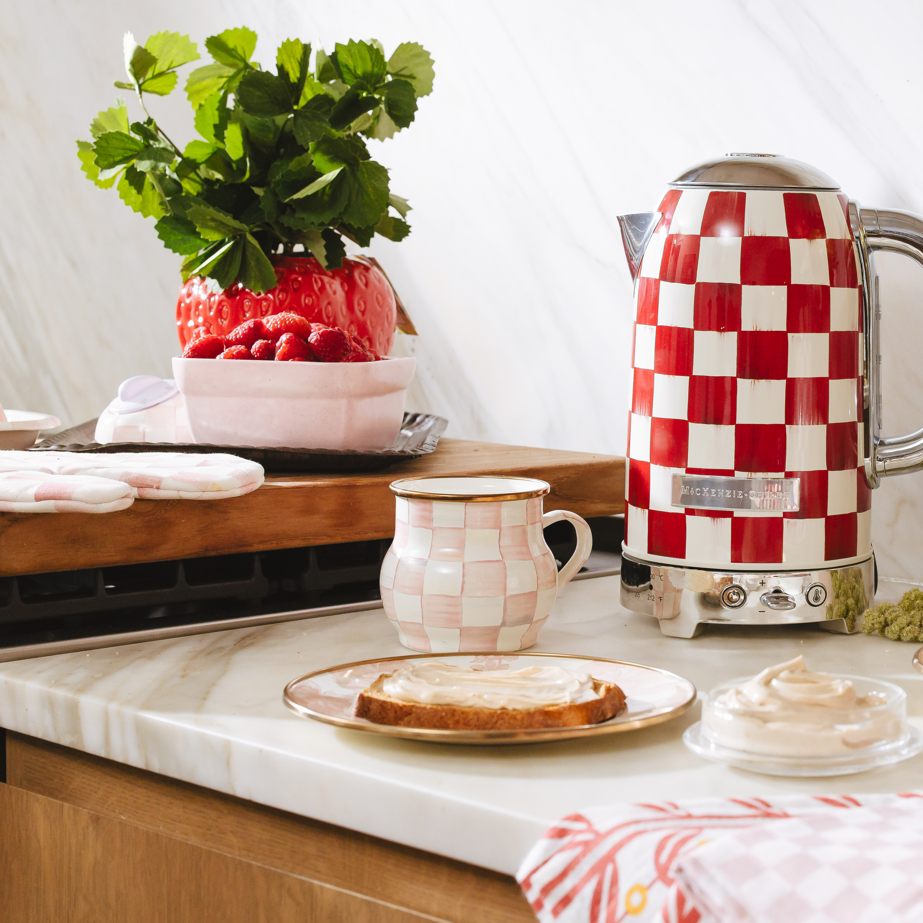 MacKenzie-Childs | Rosy Check Mug