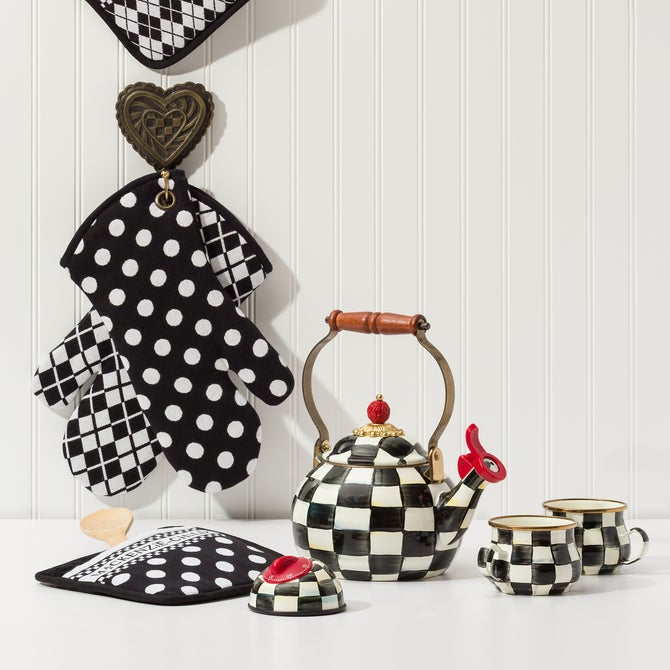 Courtly Check Teacup image number 5