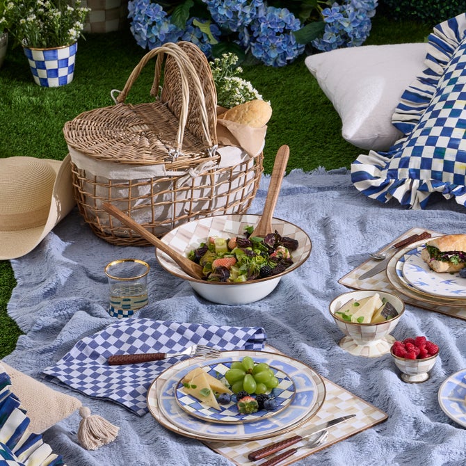 Mocha Check Salad Serving Set image number 1