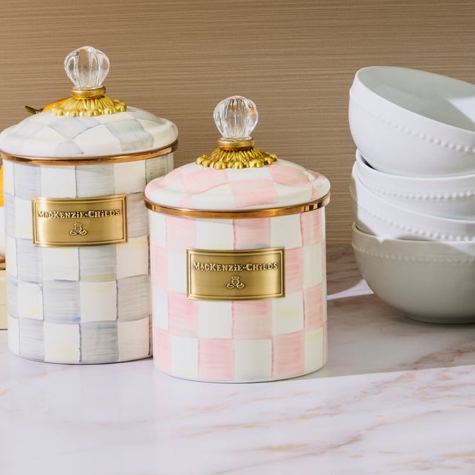 Rosy Check Small Canister image number 4