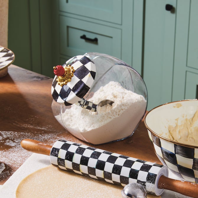 Cookie Jar with Courtly Check Lid image number 1