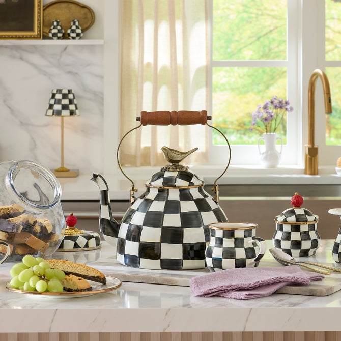Courtly Check 3 Quart Tea Kettle with Bird image number 1