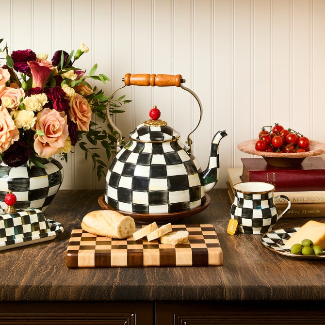 Courtly Check 3 Quart Tea Kettle image number 9