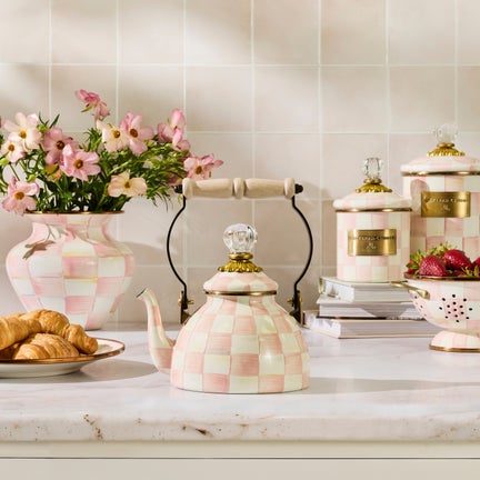Rosy Check 1 Quart Tea Kettle