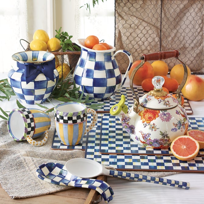 Royal Check Pitcher image number 1