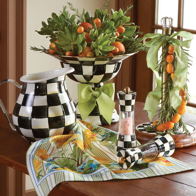 Courtly Check Pitcher image number 2