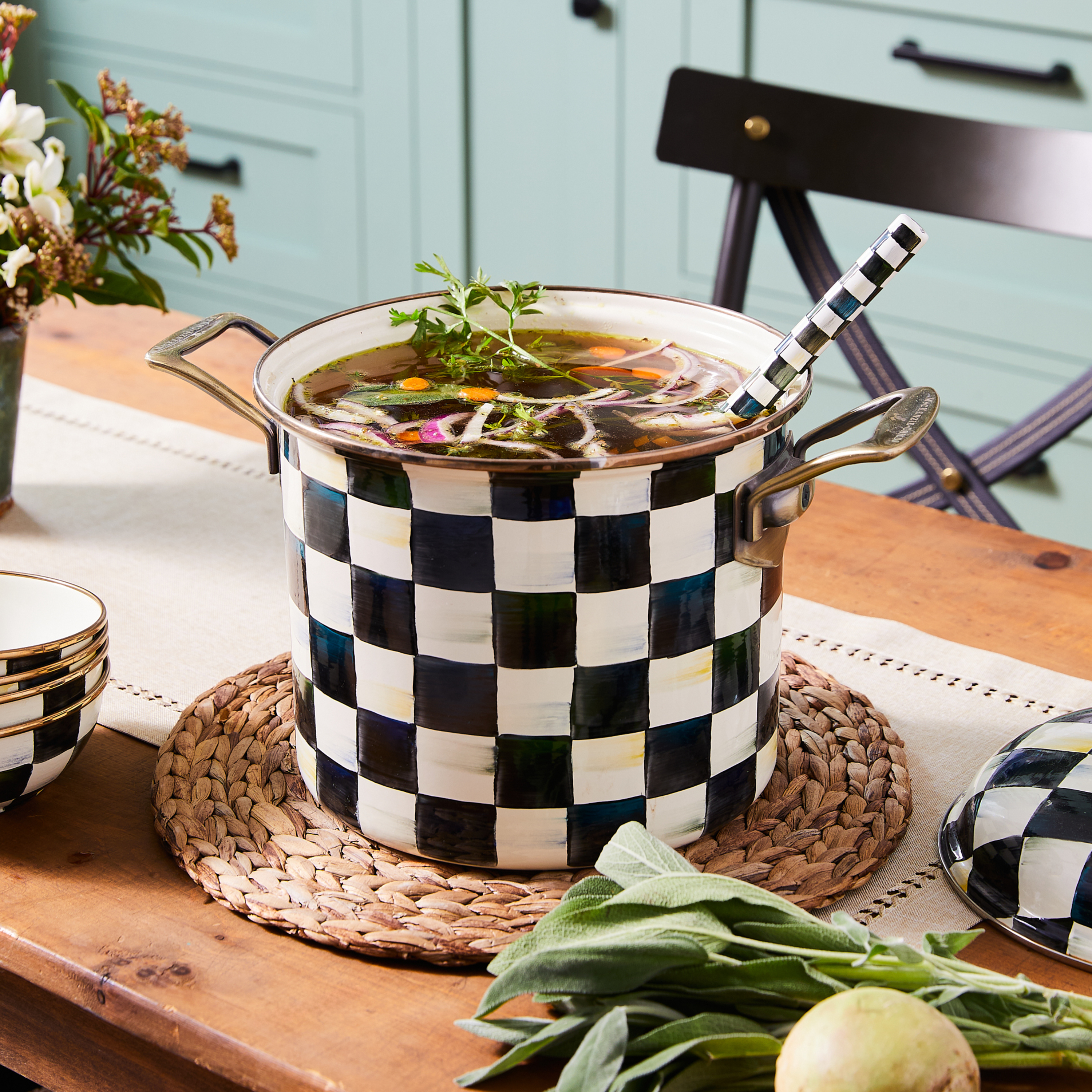 MacKenzie-Childs | Courtly Check 7 Quart Stockpot