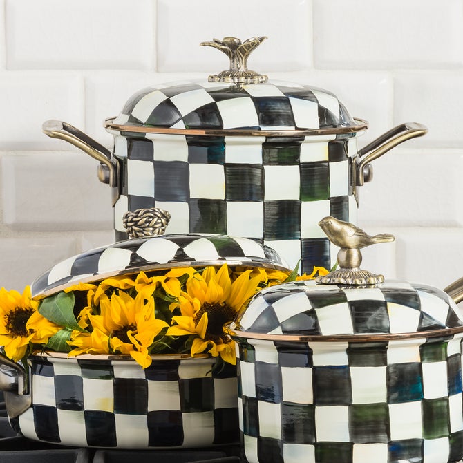 Courtly Check 7 Quart Stockpot image number 7
